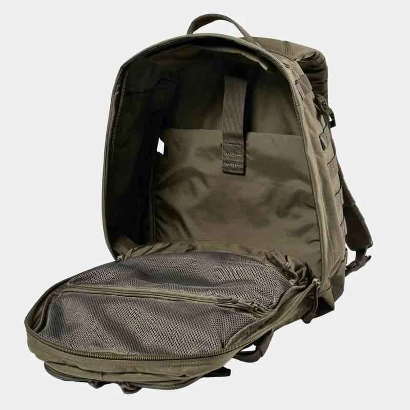 Mochila táctica verde caqui con compartimento trasero y funda interior transpirable