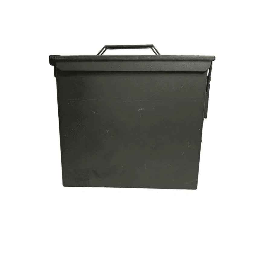 Caja de munición estanca negra, vista trasera con asa superior