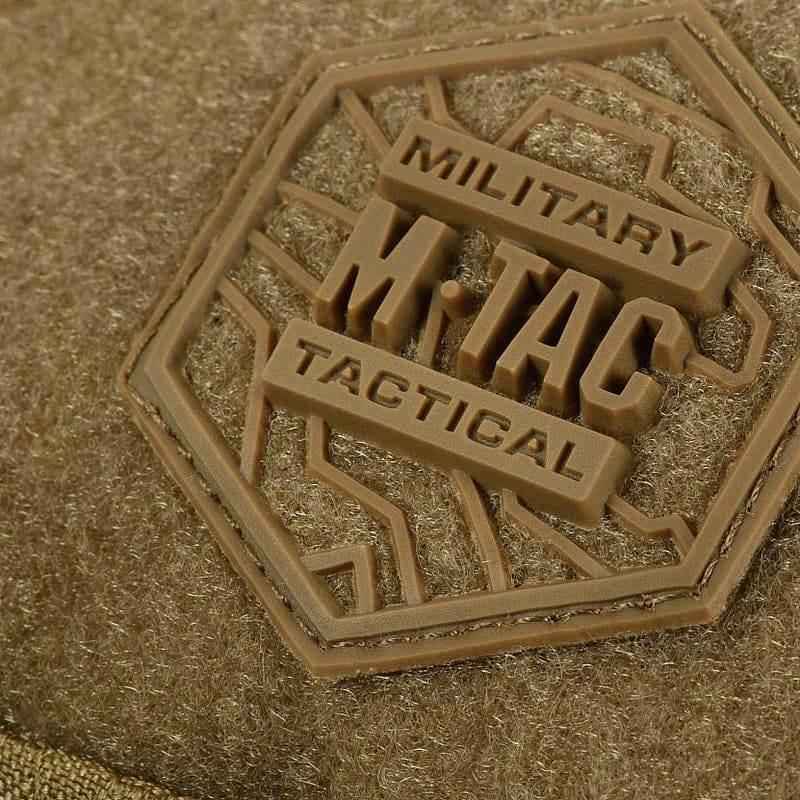 Parche M-TAC con relieve 'MILITARY TACTICAL' en tejido tipo velcro